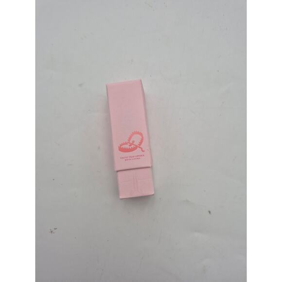 Jeffree Star Cosmetics Velvet Trap Lipstick in shade Taser - Picture 4 of 7